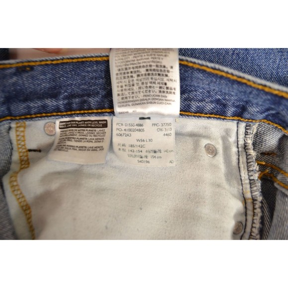 Levi's 550 Men's 56x30 Medium Wash Relaxed Fit Tapered Leg Denim Jeans - Picture 10 of 13